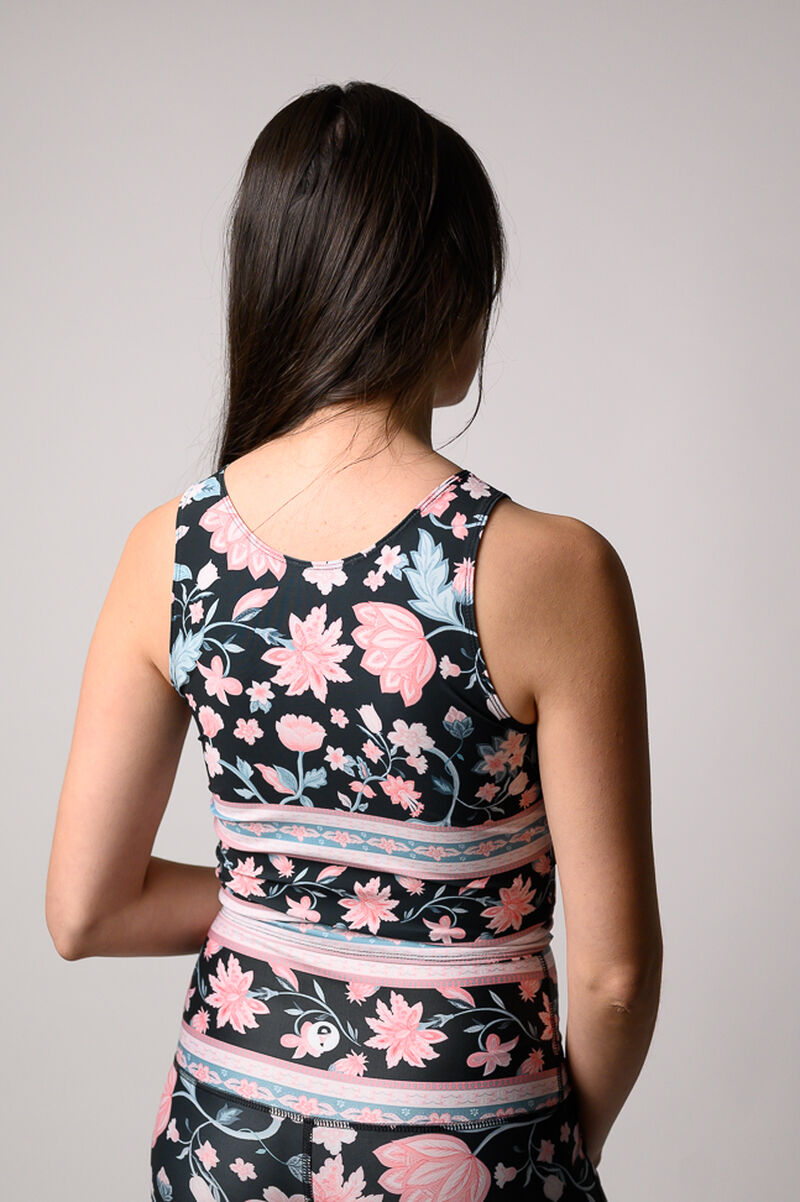 Ready or Knot Tank - The Charleston image number 3