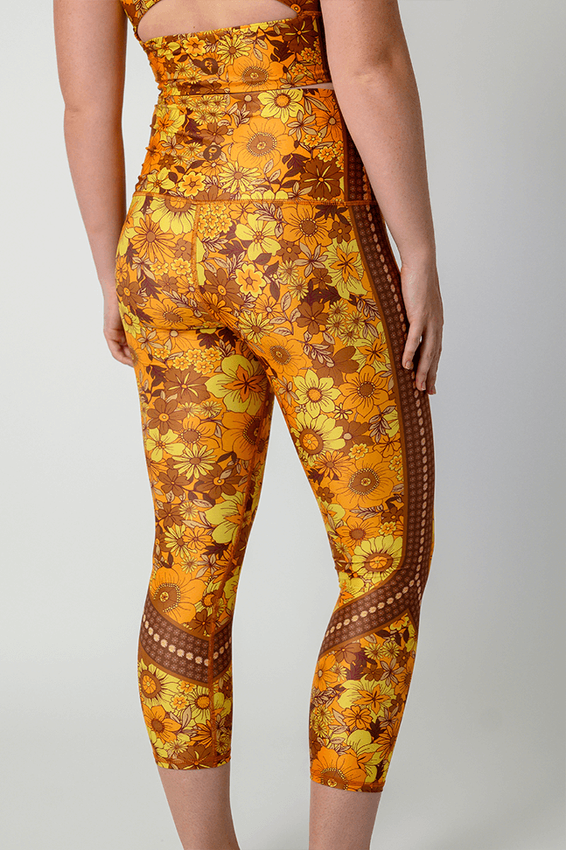 Capri Legging - Flower Power image number 2