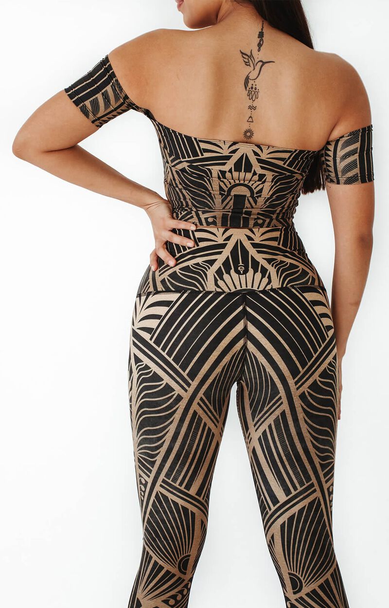 Off-Shoulder Bandeau - Elegant Empire image number 3