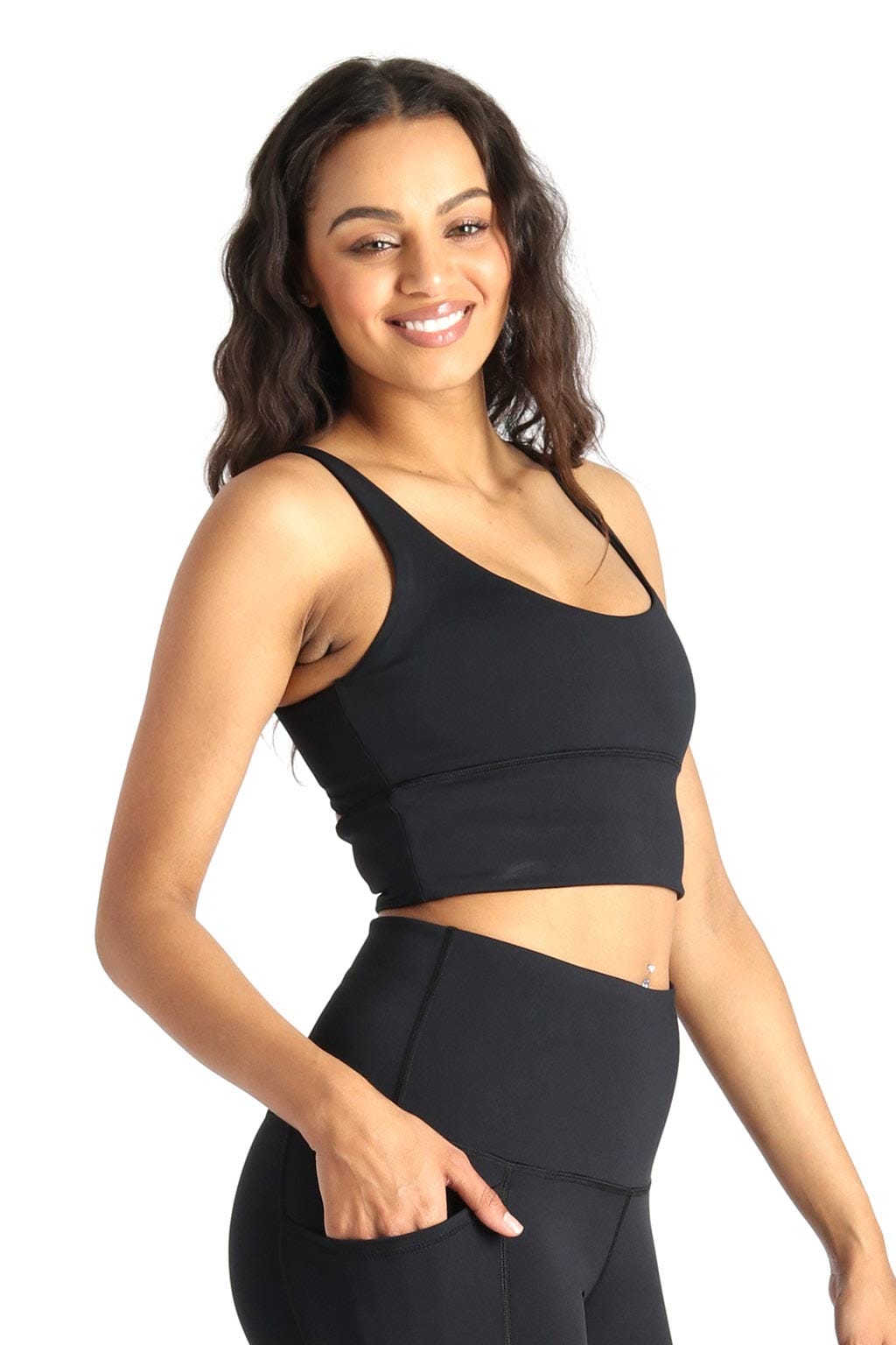 Limitless Sports Bra - Jet Black image number 0.0