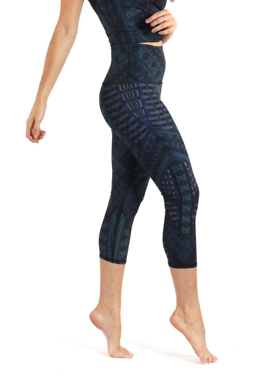 Capri Legging - Warrior One image number 0.0