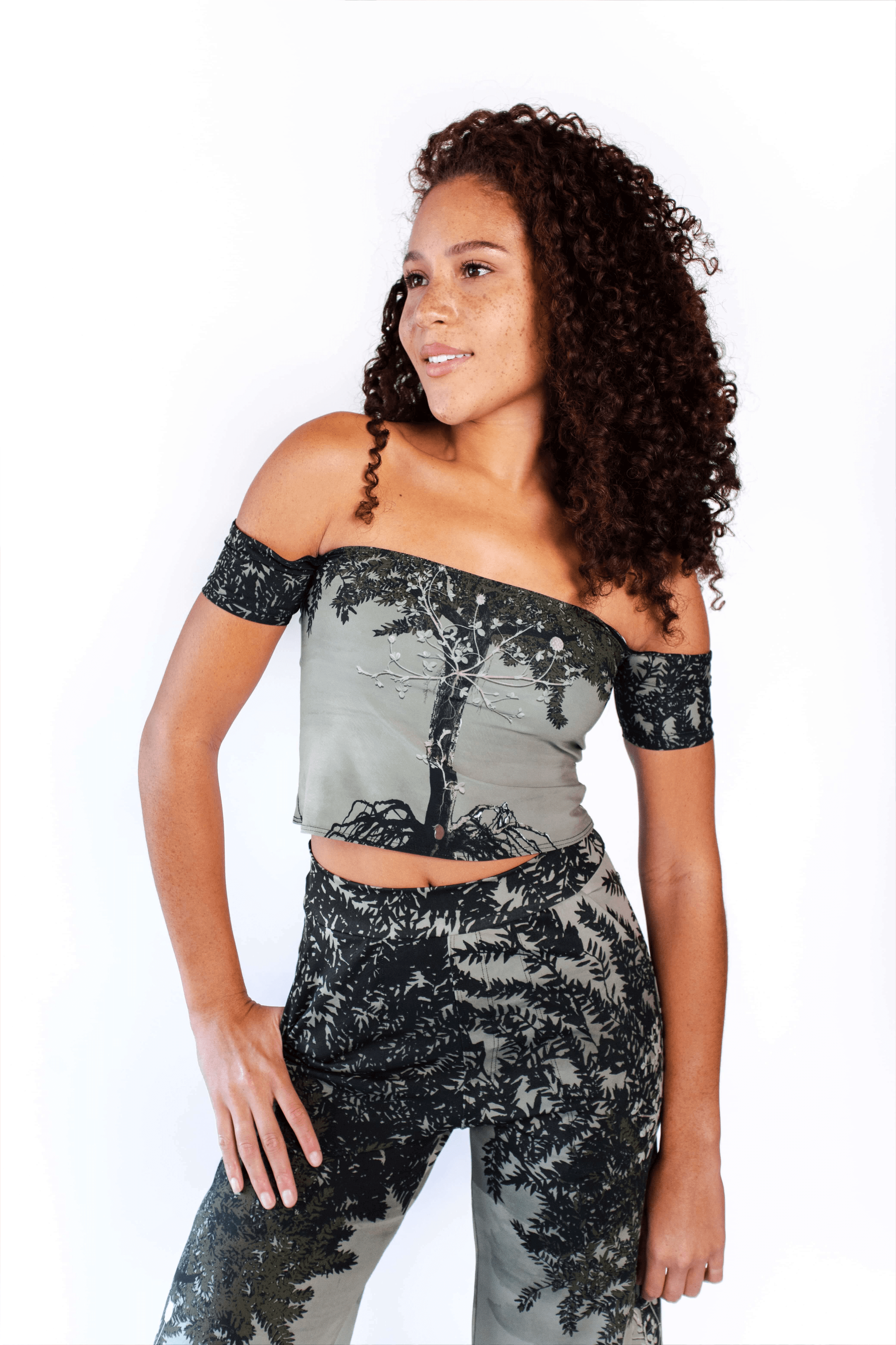 Off-Shoulder Bandeau - Transformation image number 0.0